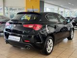 Alfa Romeo Giulietta 2.0 JTDM Turismo - Alfa Romeo Giulietta: 2.0