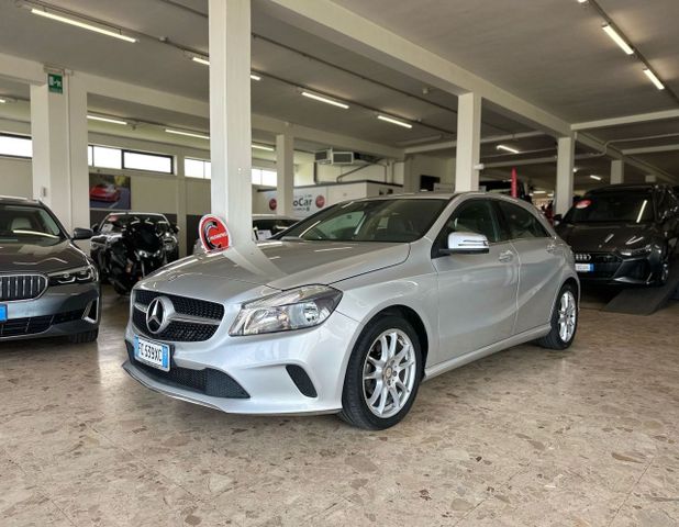 Mercedes-Benz Mercedes-benz A 160 d Aut Executive 04/2016 Neop