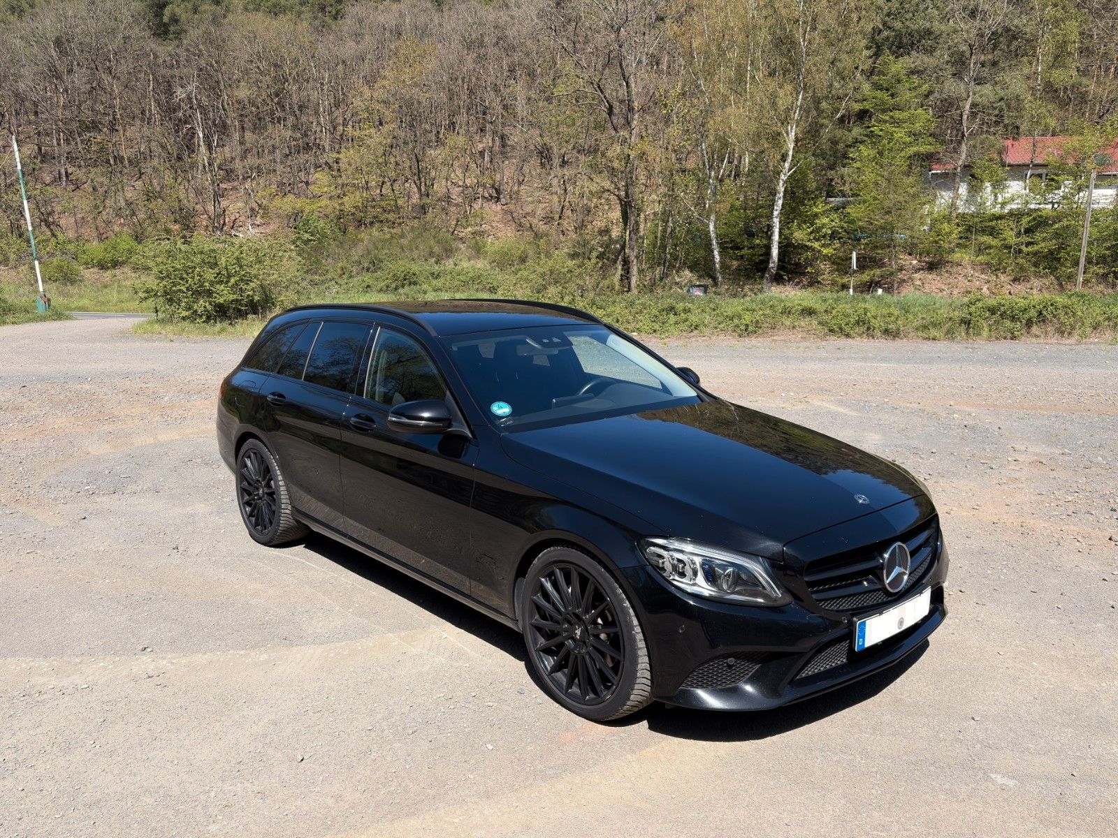 MERCEDES-BENZ C 300D T AVANT / MULTIBEAM / DISTRONIC / NIGHT