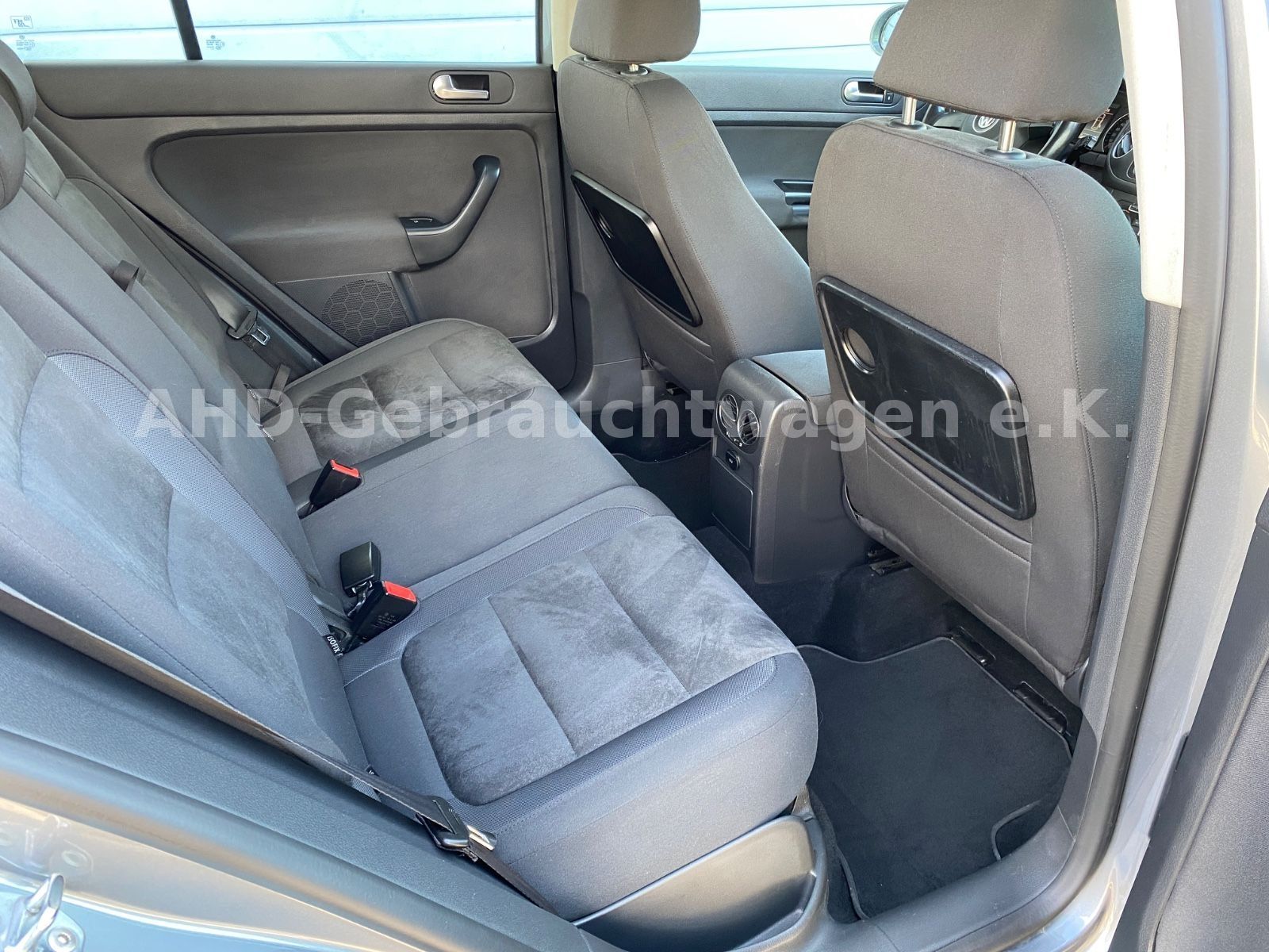 Fahrzeugabbildung Volkswagen Golf Plus VI Highline 1.4 TSI