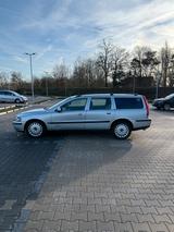 Volvo V70 Bj. 2021 - Volvo V70 20V mit Benzin-Antrieb