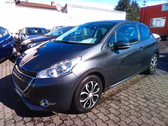 Peugeot 208 Active 1,2 *Panorama*