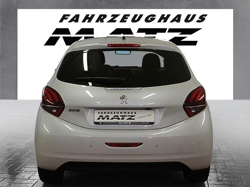Fahrzeugabbildung Peugeot 208 PureTech 110 Edition Panoramadach*Sitzheizun