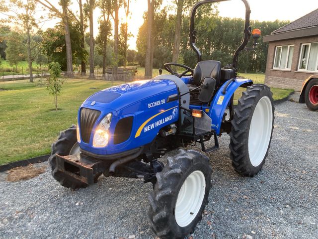 New Holland boomer 50