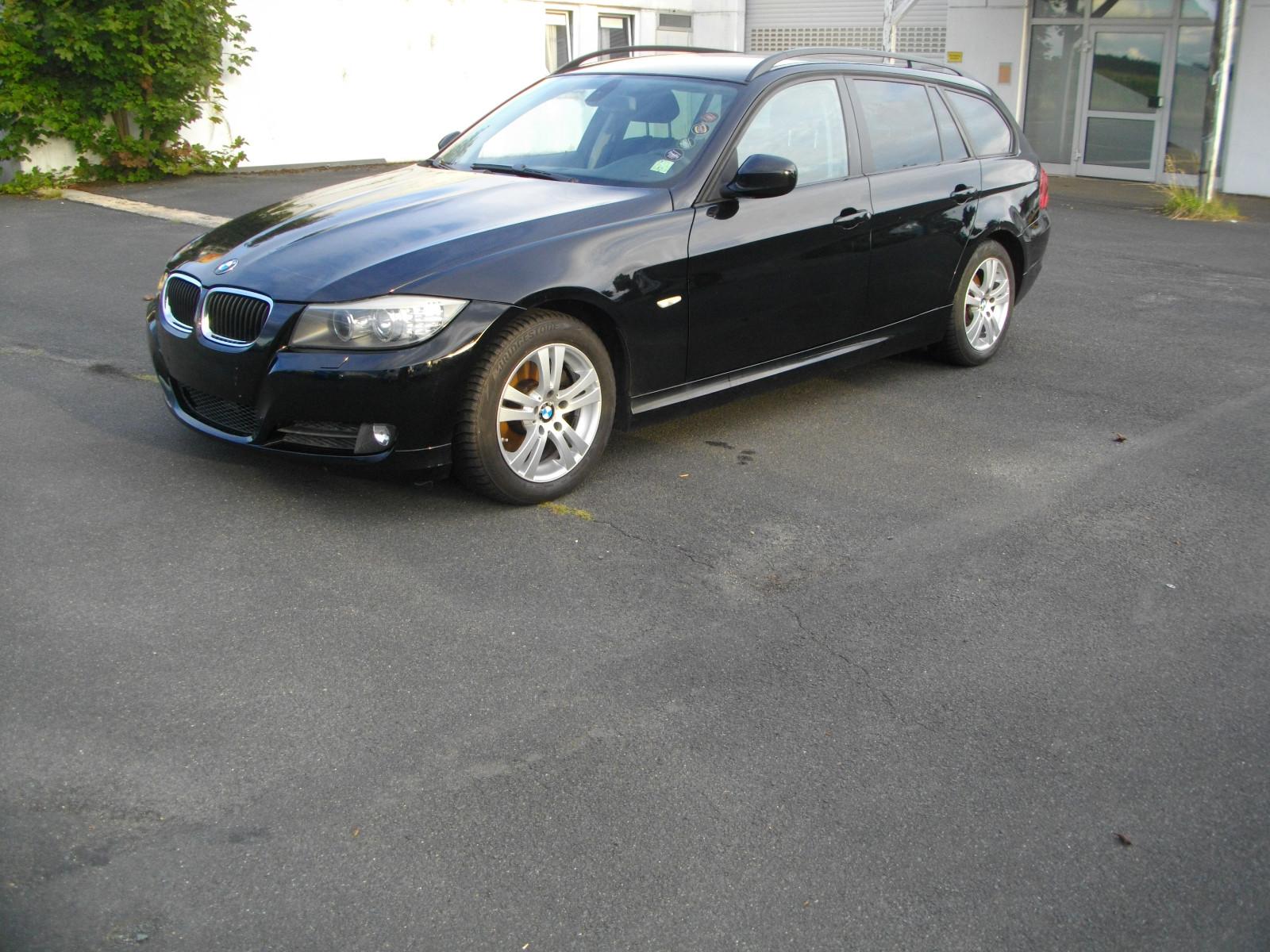 BMW 320, 2009