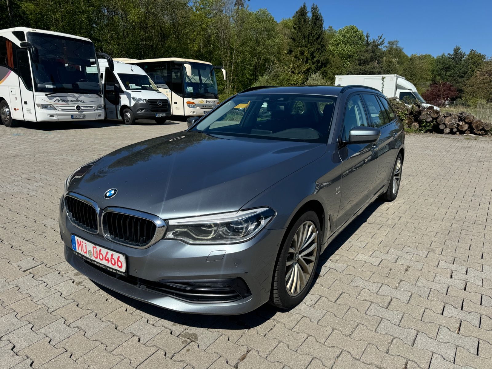 BMW 530