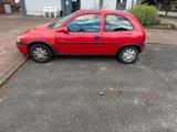 Opel Corsa Benzin hat TÜV bis 12.2025 - Opel Corsa aus 1999: 1.2