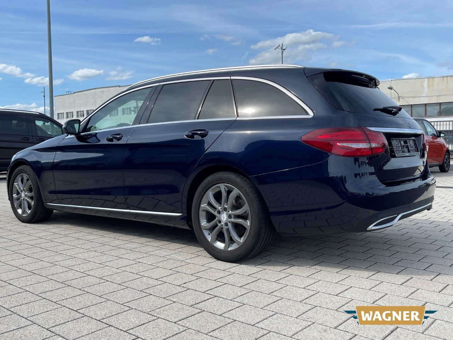 Fahrzeugabbildung Mercedes-Benz C 180 T CGI AVANTGARDE Lagerschaden