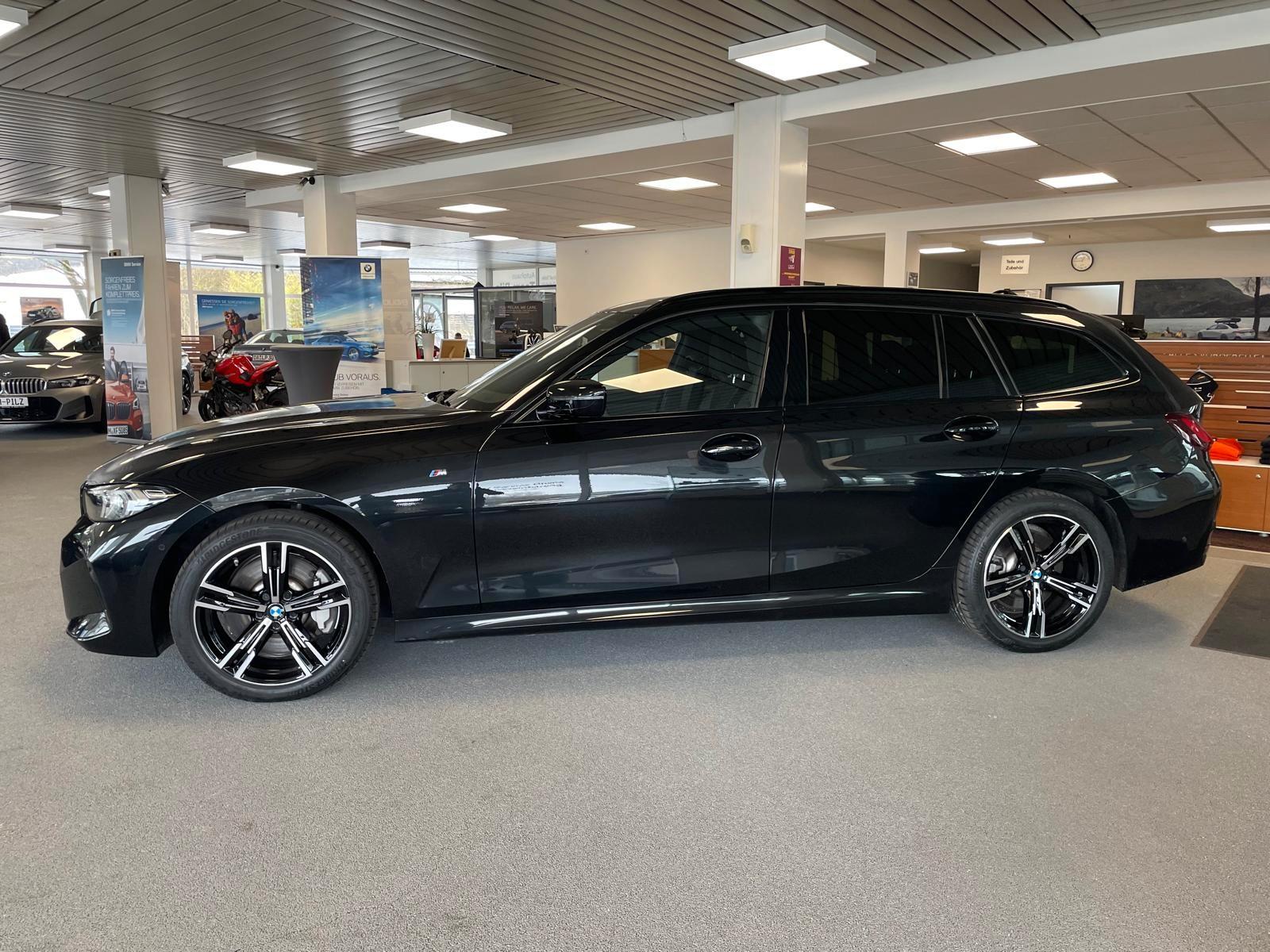 BMW 320xd M-Sport "BLACKLINE PRO" ACC Cam PANO AHK