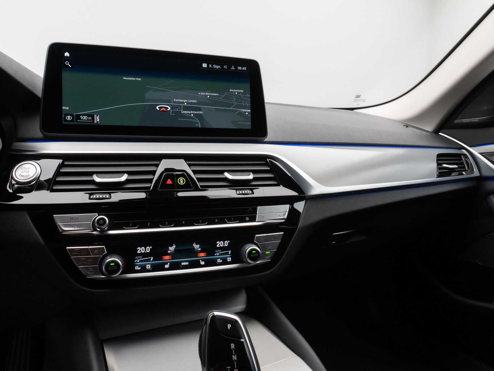 Fahrzeugabbildung BMW 520d xD ACC H/K Kamera Alarm DAB Leder 18Zoll