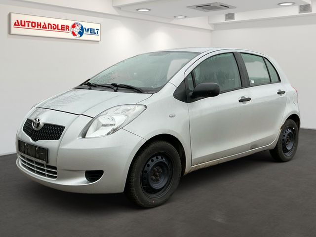 Toyota Yaris 1.3-l-VVT-i Team 5-trg. Klimaanlage