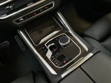 BMW X6 - 12