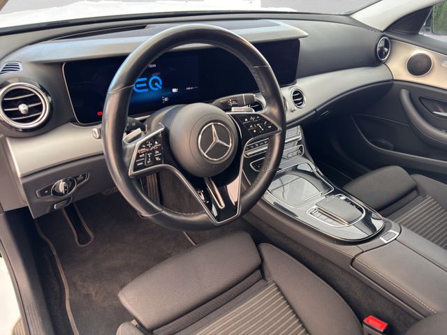 Fahrzeugabbildung Mercedes-Benz E 300 T de Mod. 2021 Avantgarde+Cam+ACC+Head-up