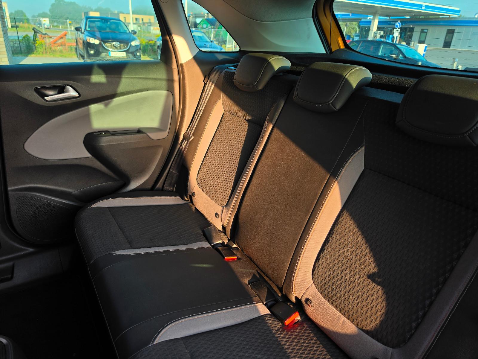 Opel Crossland (X) TÜV Neu/LED/AHK/CarPlay/Allwetter.