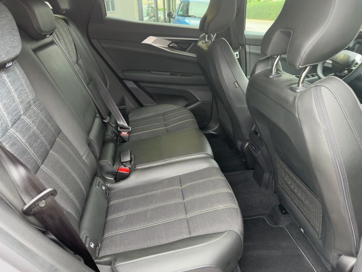 Fahrzeugabbildung Renault Austral Techno Mild Hybrid 160 Aut. el. Heckkl