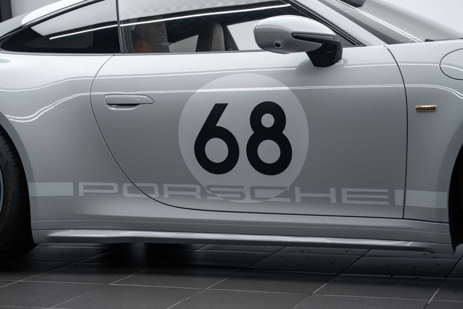 Fahrzeugabbildung Porsche Porsche 911 Sport Classic HERITAGE/360/BURMESTER