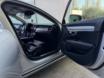 Volvo S90 - 10