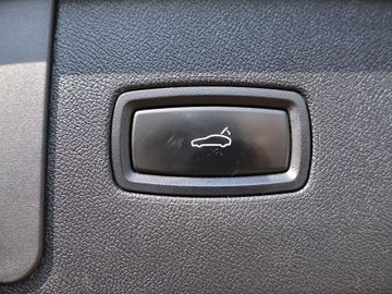 Porsche Cayenne - 12