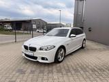 BMW 530 D Touring/M-Paket/Alcantara/R-Kam./BiXenon/L - BMW 530 aus 2015
