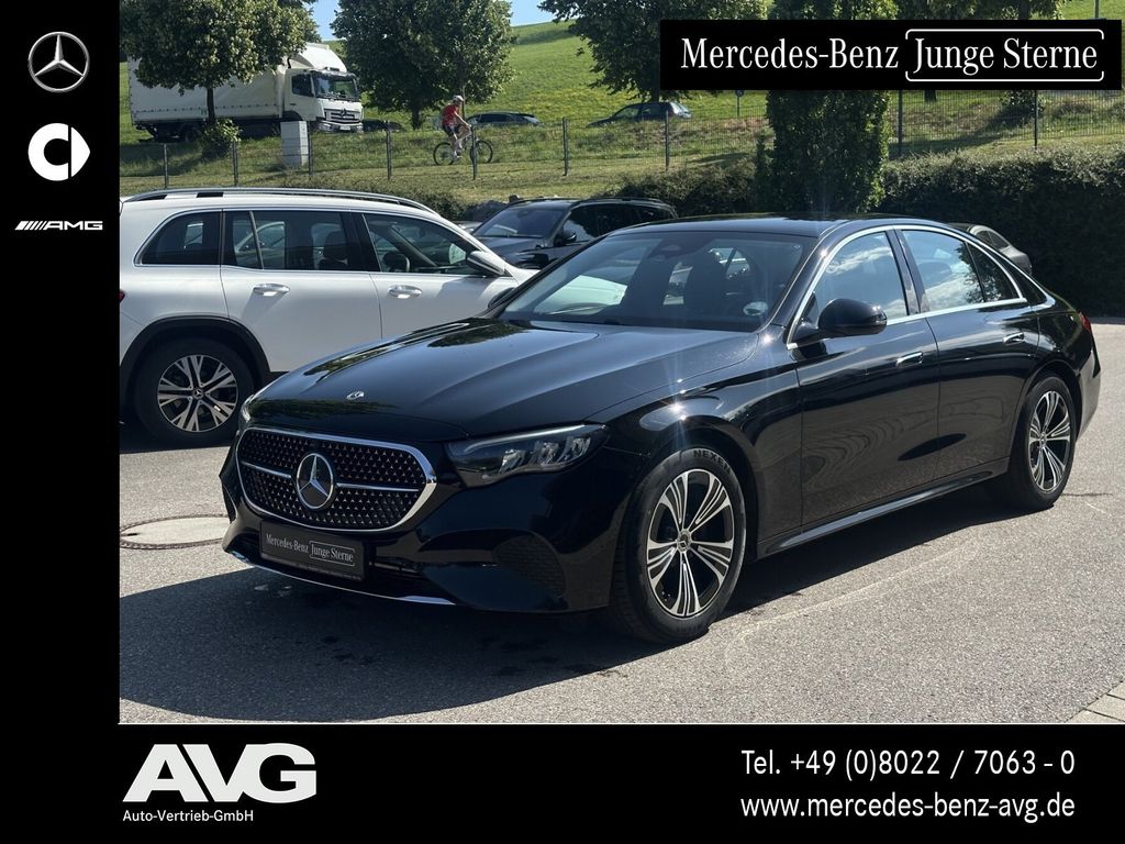 Image of Mercedes-Benz E 200