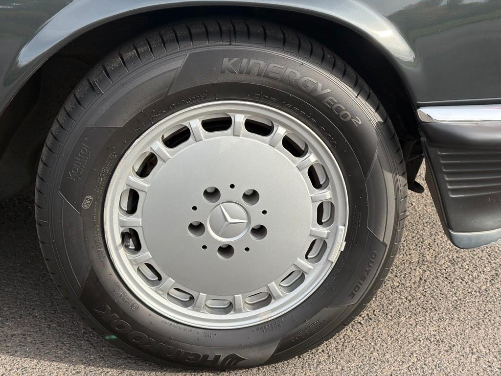 Mercedes-Benz SL 300