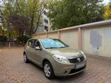 Dacia Sandero 1.4 MPI TÜV Neu 130.000KM - gebrauchte Dacia Sandero aus dem Jahr 2008