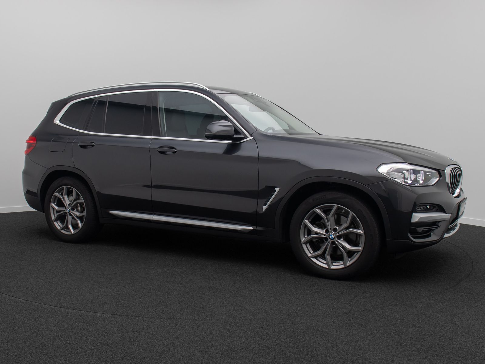 Fahrzeugabbildung BMW X3 xD20i xLine HiFi Geschwindigrege Sport 19Zoll