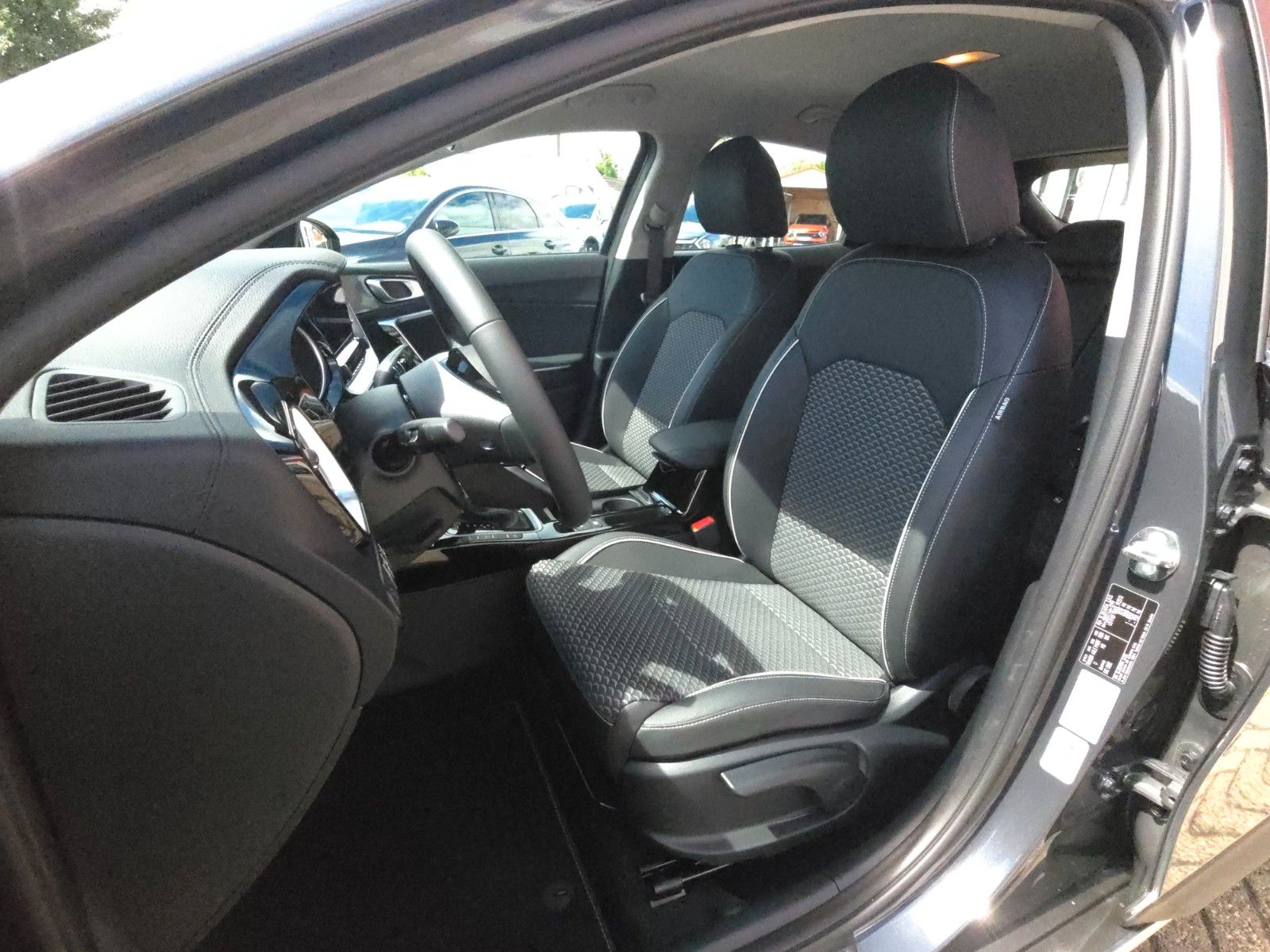 Fahrzeugabbildung Kia XCeed 1.6T 150 DCT SPI XCL