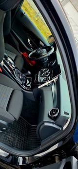 Mercedes-Benz C 220 BlueTEC AVANTGARDE AVANTGARDE - Mercedes-Benz C 220 mit Diesel-Antrieb: Limousine, Schaltgetriebe