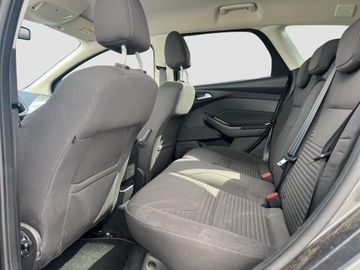 Ford Focus - 11