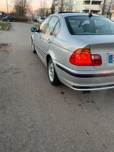 BMW 320i - - BMW 320 Oldtimer: Limousine