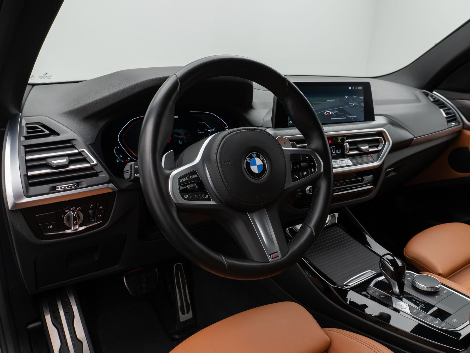 Fahrzeugabbildung BMW X3 xD30i M Sport DAB 360° Komfort Leder 20Zoll