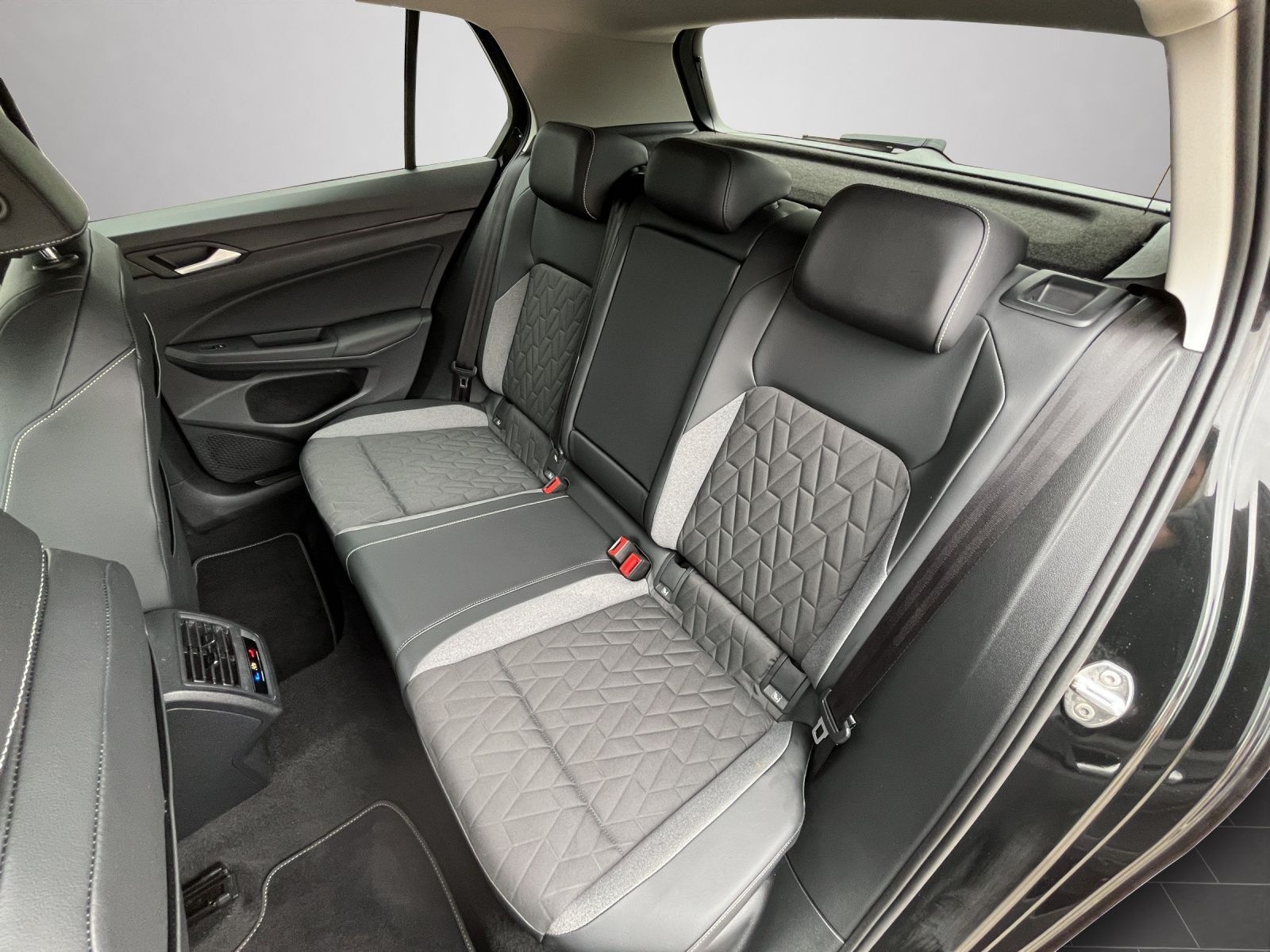 Volkswagen Golf - Bild 15