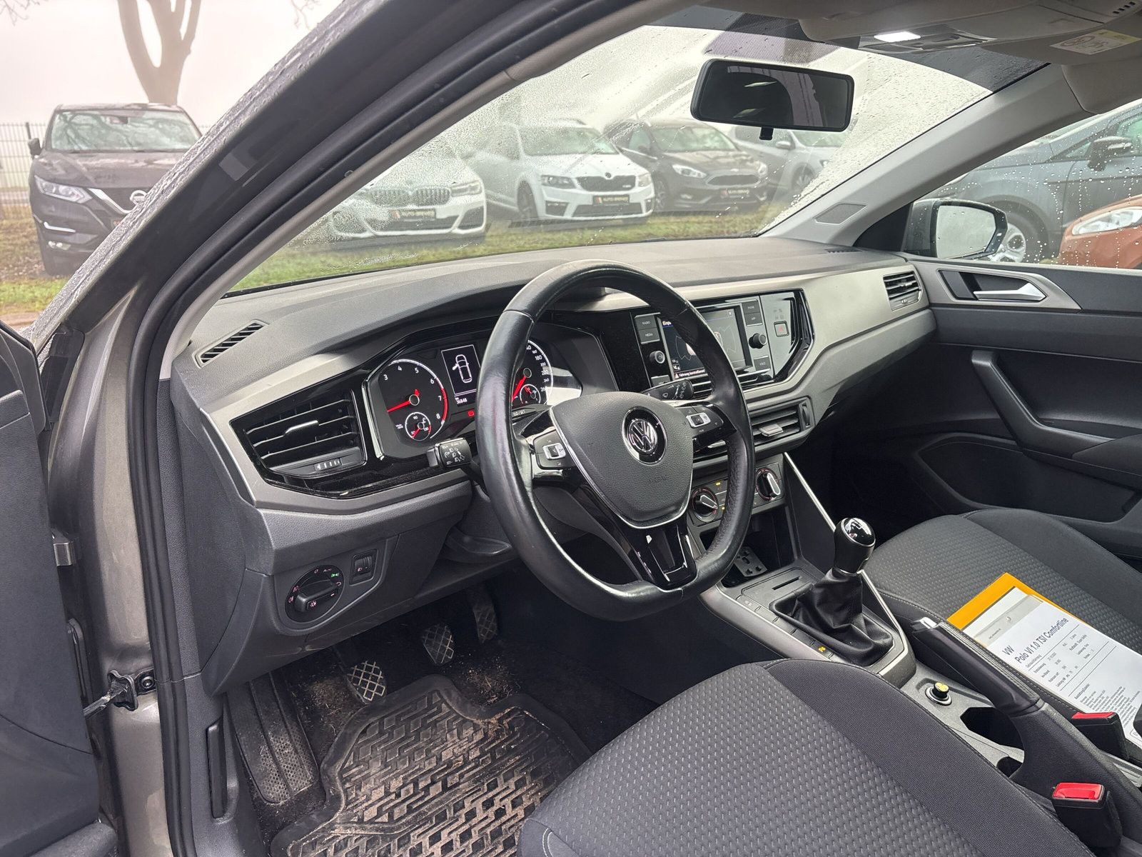 Fahrzeugabbildung Volkswagen Polo VI 1.0 TSI 95PS - Comfortline