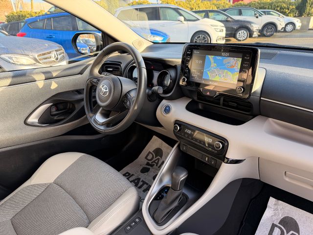 Toyota Yaris Hybrid Style Selection