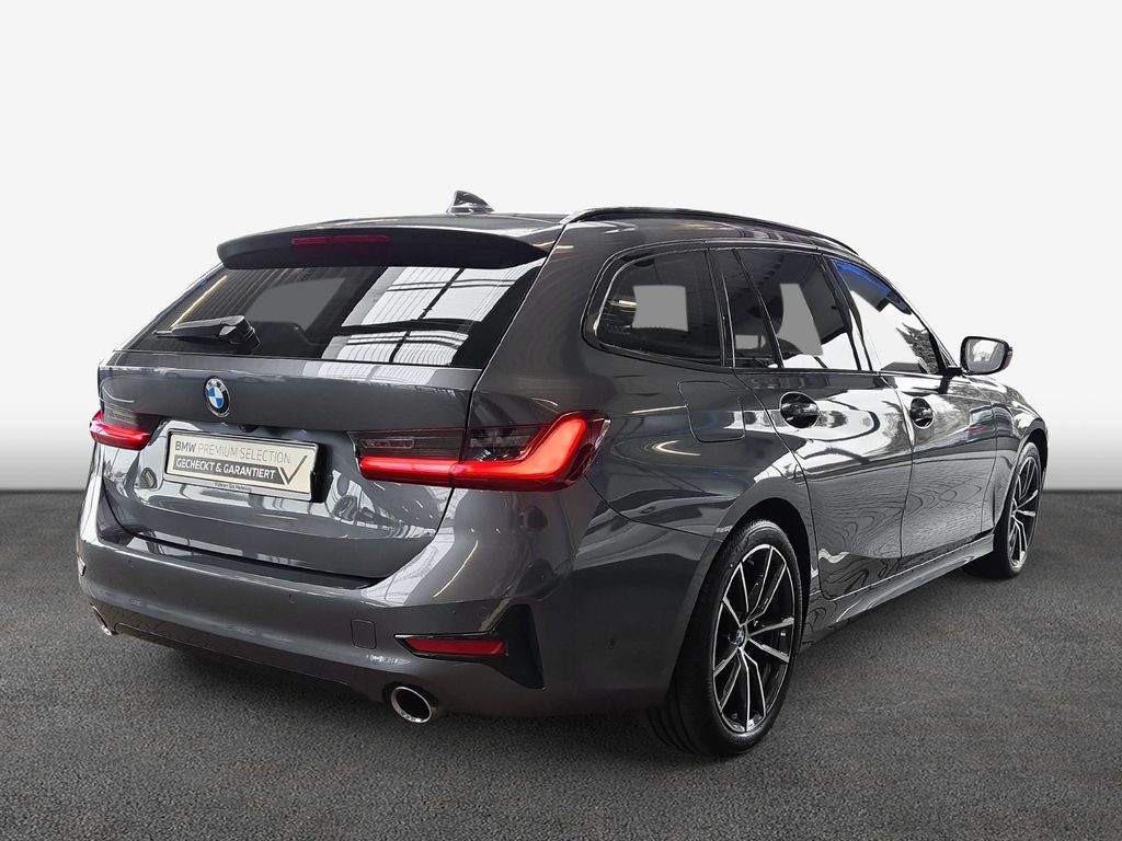 BMW 320 d Sport Line LED DAB RFK PDC uvm.