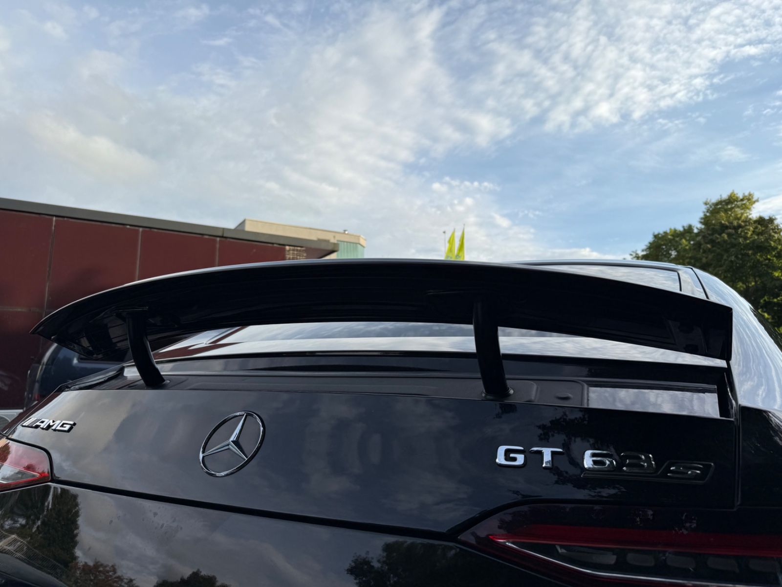 Fahrzeugabbildung Mercedes-Benz AMG GT 4-trg. 63 S 4Matic+/Burmester/Massage/