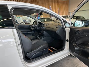 MYAUTOCENTER – Gebraucht- und Jahreswagen mit Werkstattservice in Pfaffenhofen Seat Ibiza SC i-Tech *KLIMA*TEMPOMAT*SZHZ*NAVI*