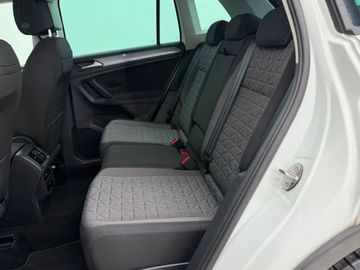 Volkswagen Tiguan - 6