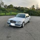 Mercedes-Benz Mercedes W124 Limousine 230E Automatik - Mercedes-Benz E 230: W124