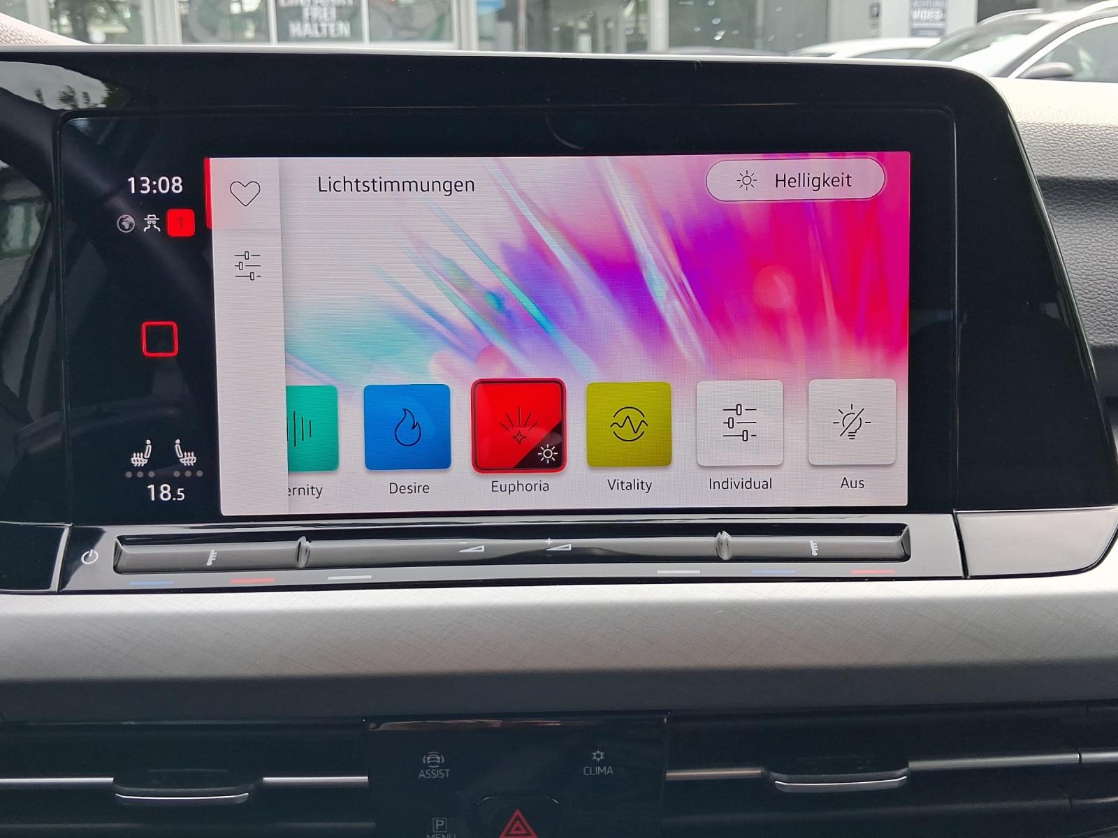 Volkswagen Golf Life 1,0 l eTSI Life (EURO 6d) 1.Hd/ Spurw, миниатюра 24
