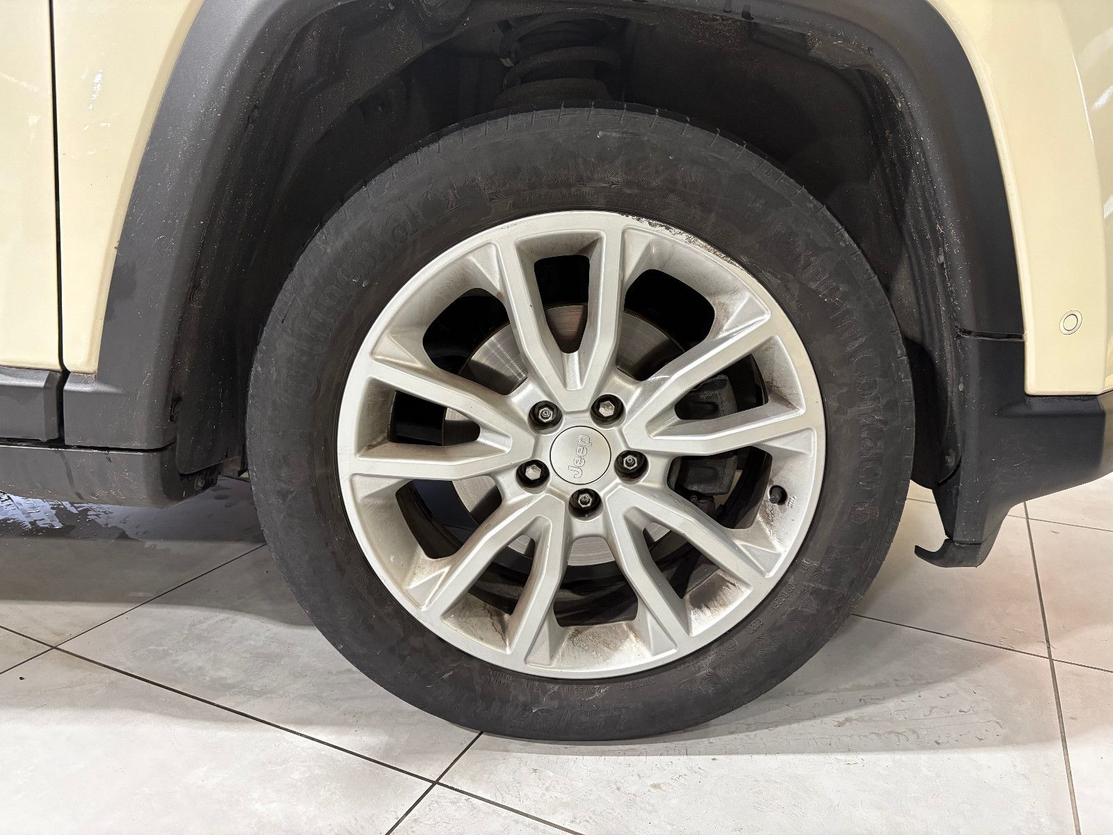 Fahrzeugabbildung Jeep Compass Limited FWD/NAVI/KAMERA/SOUND/DAB/SHZ