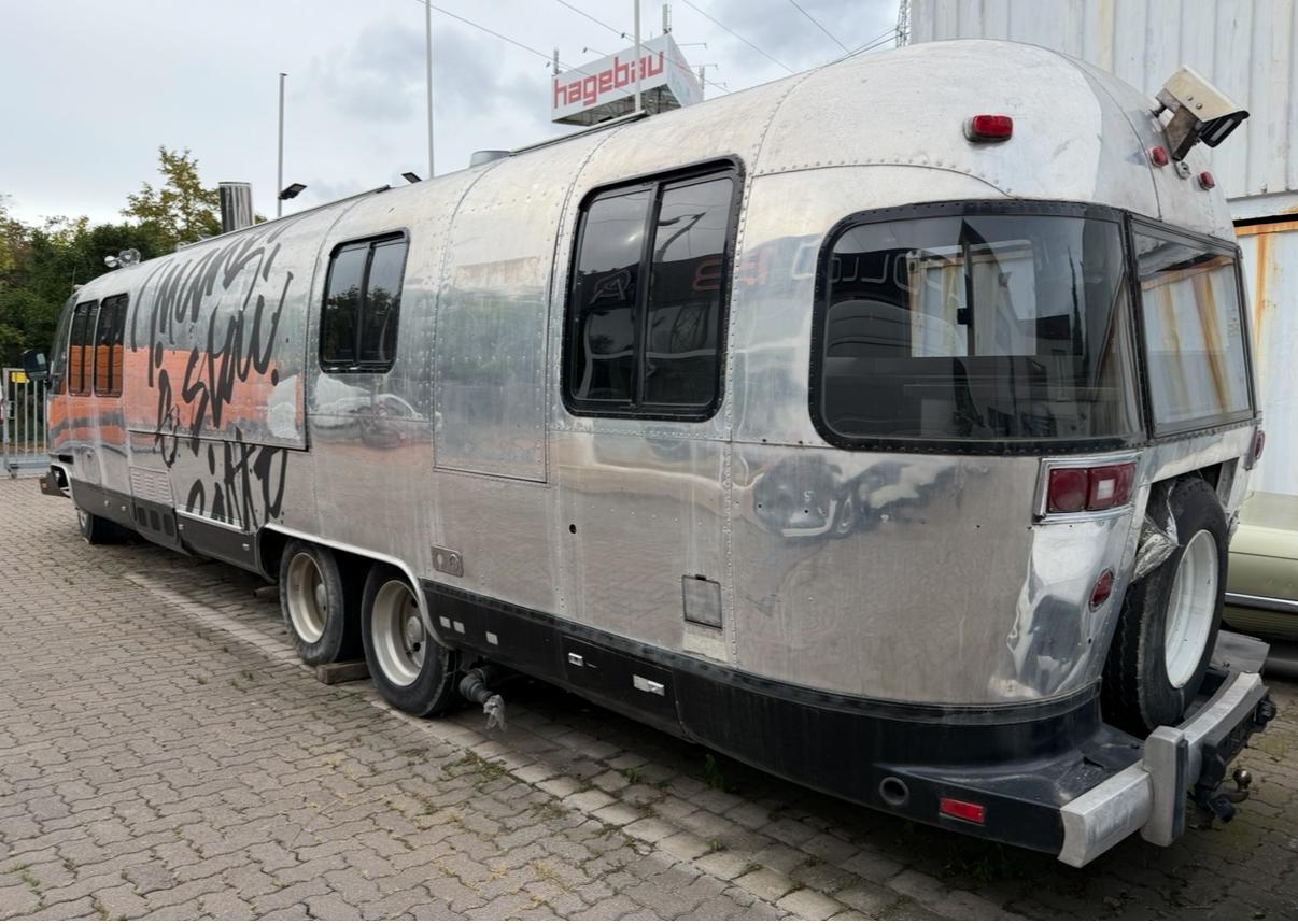 Chevrolet Motorhome Airstream 345 Food Event Pizza Truck