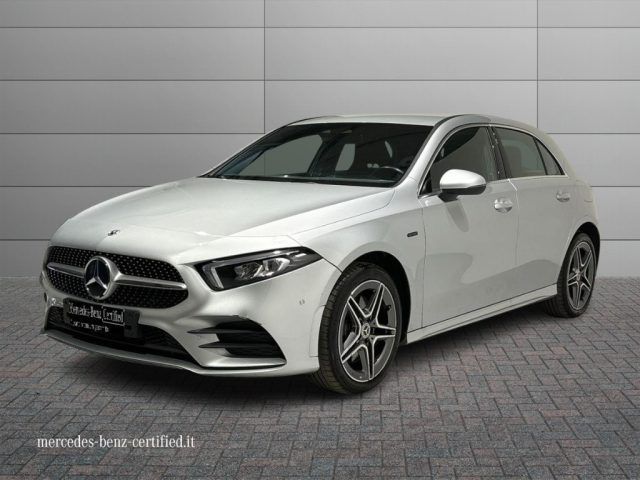 Mercedes-Benz MERCEDES-BENZ A 250 e Automatic EQ-Power Premium