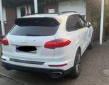 Porsche Cayenne Diesel Platinum Edition Porsche Approved - Porsche Cayenne Gebrauchtwagen in Essen