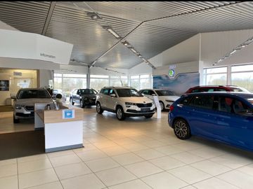 Fahrzeugabbildung Volkswagen Golf Sportsvan VII Allstar Temp. Klimaaut. uvm.