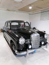 Mercedes-Benz Mercedes Ponton 180 Oldtimer - Mercedes-Benz mit Benzin-Antrieb: 180 Ponton