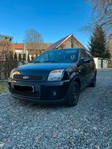 Ford Fusion Sondermodel Black Magic TÜV Neu - Ford Fusion: For