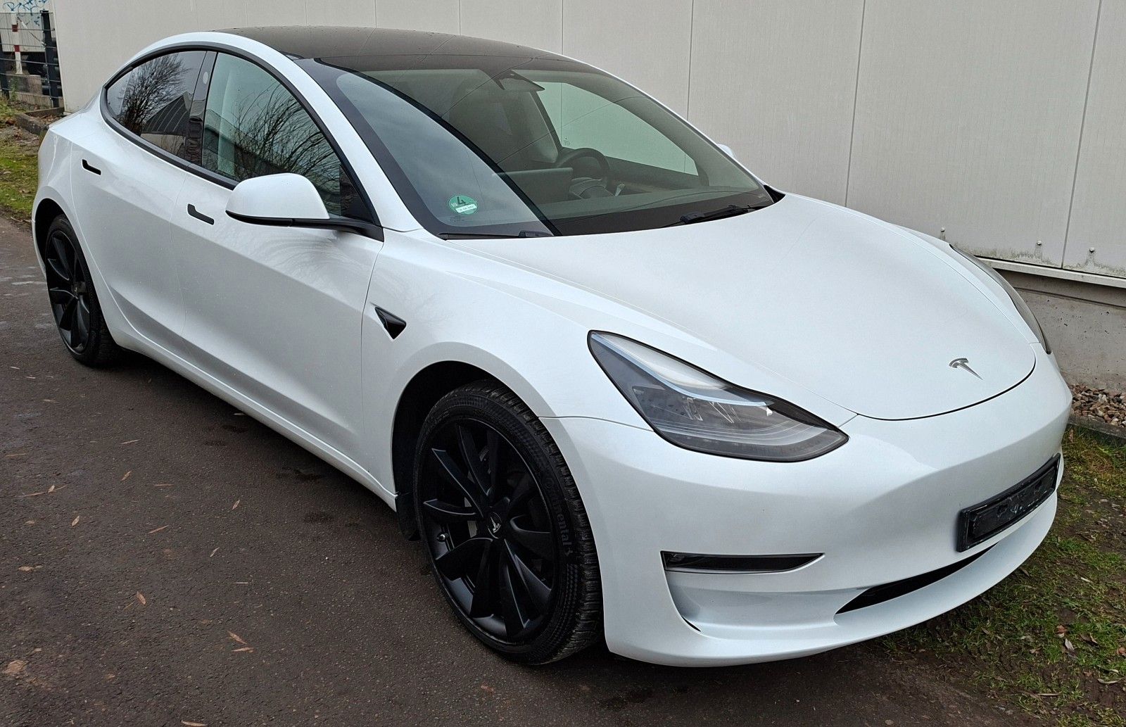 Tesla Model 3 Basis RWD TÜV NEU imagem 3