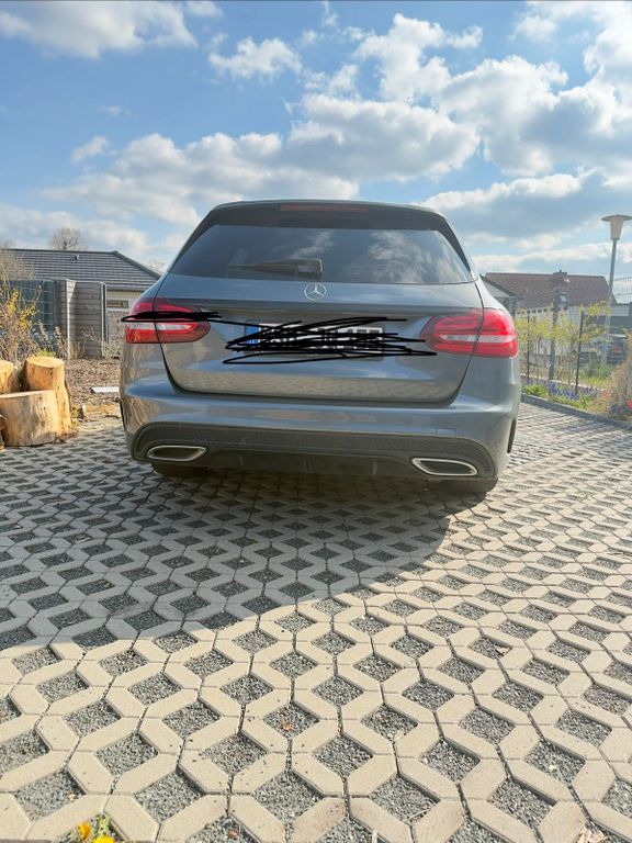 Image of Mercedes-Benz C 200